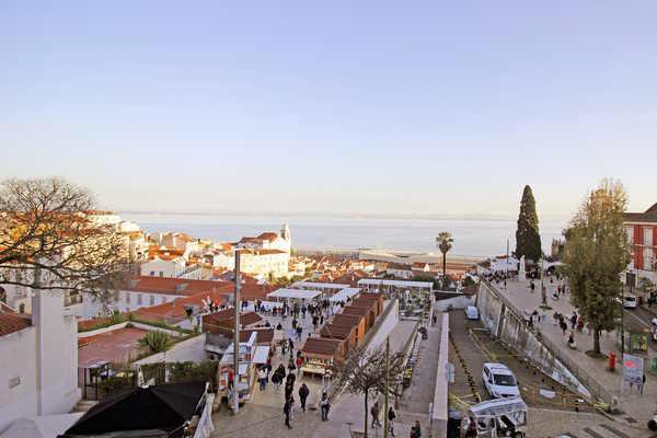 Pousada Alfama Lisbon Exterior photo